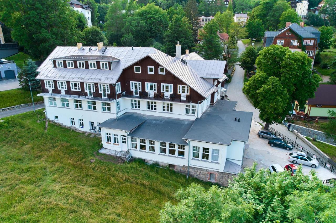 Apartament "Powoli" Z Darmowym Parkingiem Karpacz Dış mekan fotoğraf
